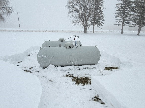 Propane tank with snow removed properly for access, Propane Supplier in Little Falls
